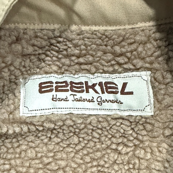 Men’s Small Beige Sherpa-Lined Shirt Jacket - Picture 2 of 5